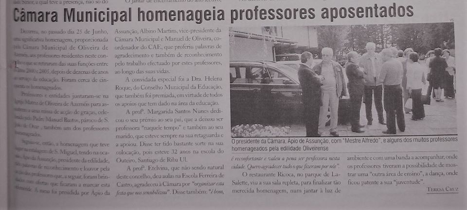 No jornal o Profº Alfredo Pereira da Silva (1944-2011) conversando com Ápio da Assunção, presidente da Câmara